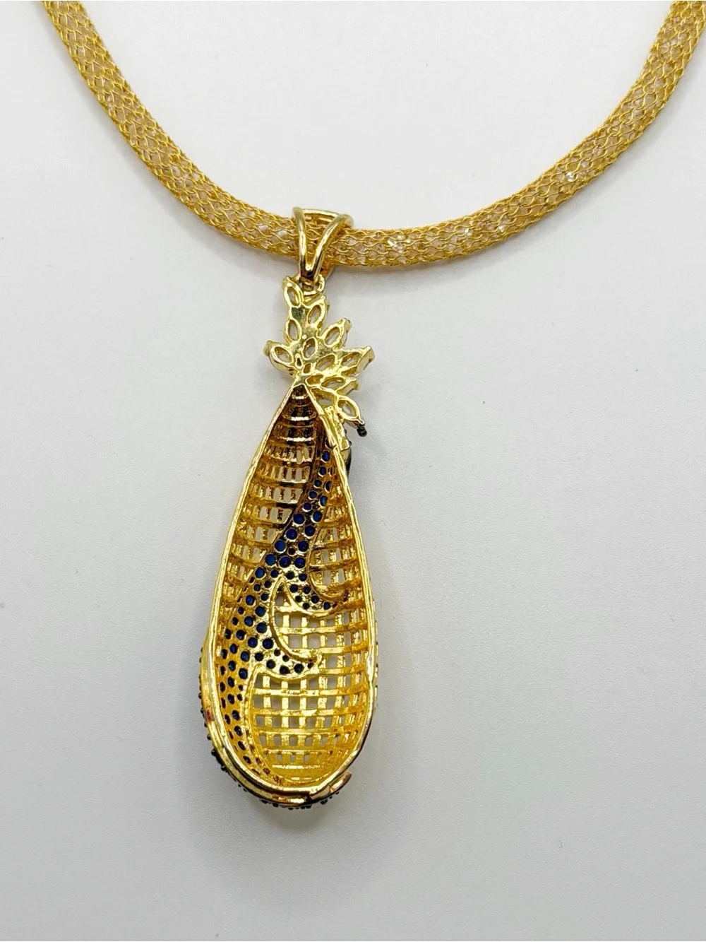 Goldtone Mesh‎ Chain CZ Ruby Sapphire Crystal Peacock Style Necklace 18-20”